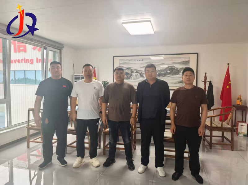 Na-azụlite nke ọma n'ahịa mba ofesi, igwe na-egwupụta ihe nke Jinqi na-echekwa ọrụ ịsa ọla edo na nhazi nke South America ọzọ.