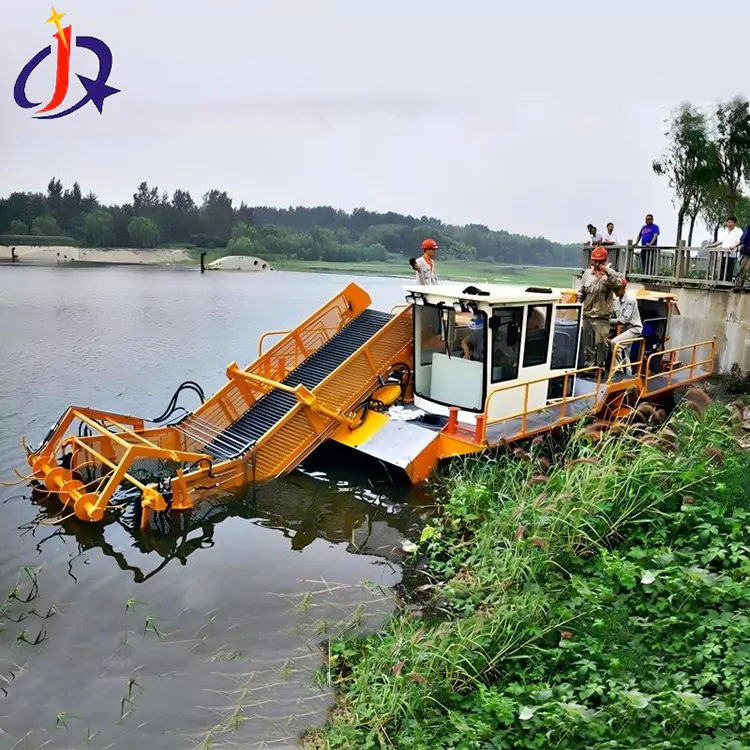 Ụgbọ mmiri Hyacinth na Duckweed Cutter